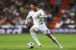 Rookie在澳大利亚队比赛中惊险取胜，问鼎冠军引发热议！